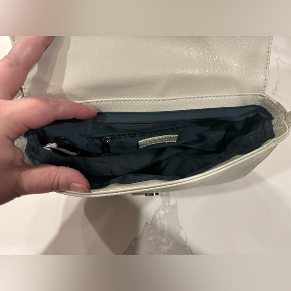 Matt and Nat purse - Picture 2 of 2